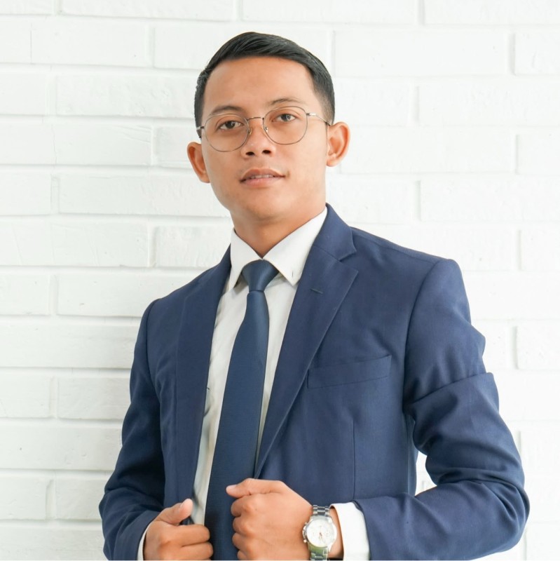 Mohamad Toha Hasan, S.H., M.H.